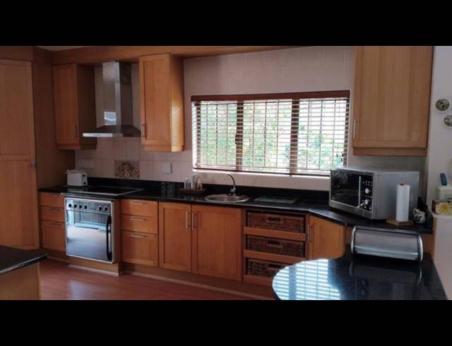 5 BEDROOM HOUSE FOR SALE IN MALVERN